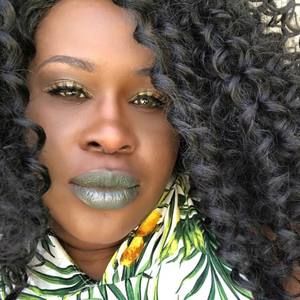 Meet your Posher, Chasity